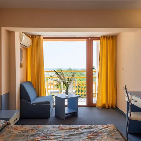 Otel Nessebar 3*